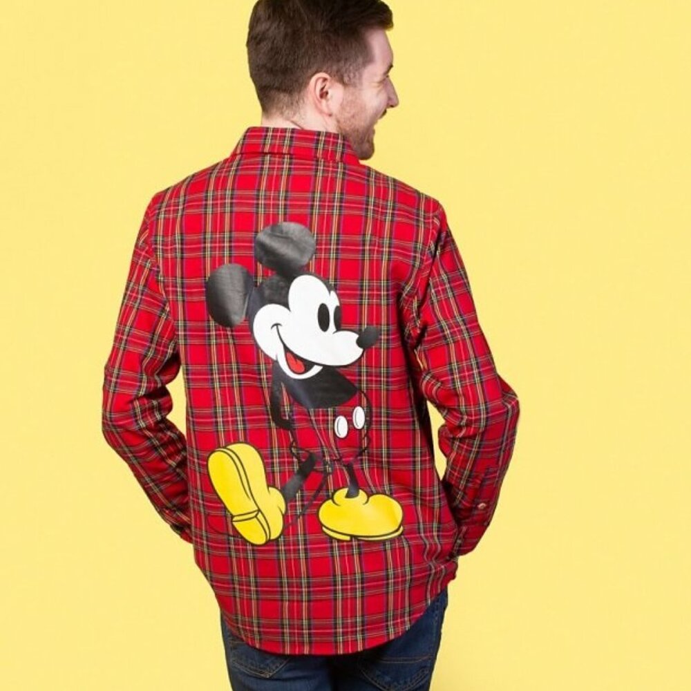 Cakeworthy Disney Mickey Mouse Plaid Flannel Shirt M Red Green Tartan Unisex